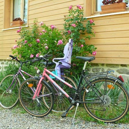 Bed and Breakfast Chez Geppetto Saint-Georges-Nigremont Exterior foto
